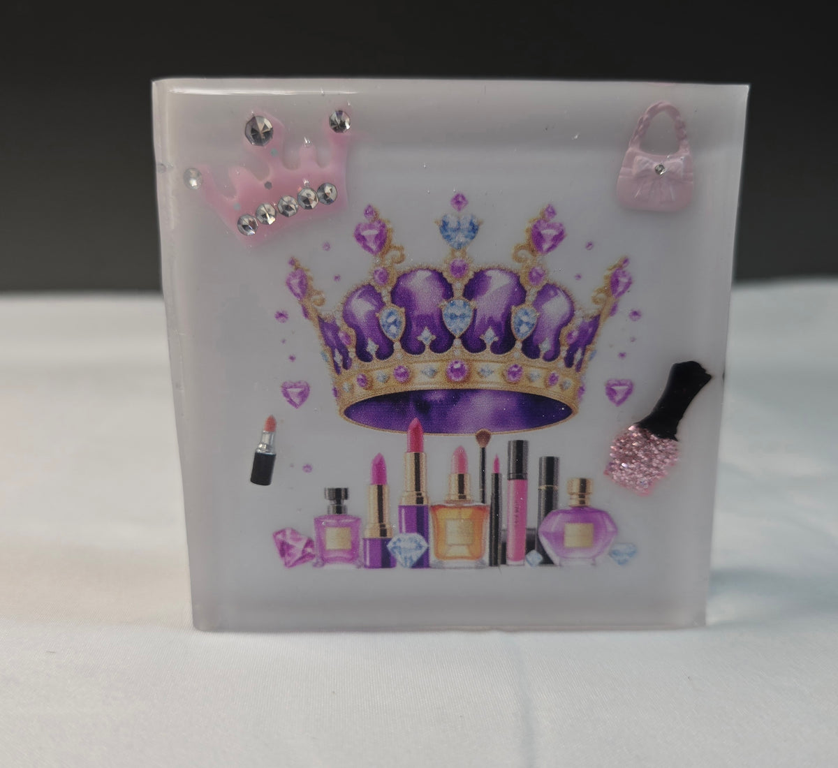 Glam Queen Magnet
